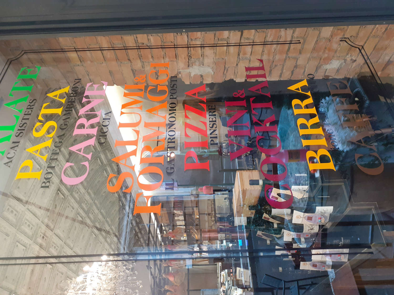 Applicazione vetrofanie Plebiscito /2 