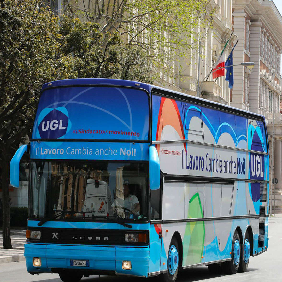 Grafica, Stampa e Allestimento Pullman UGL /2