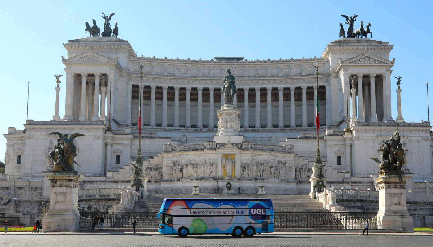 Grafica, Stampa e Allestimento Pullman UGL /7